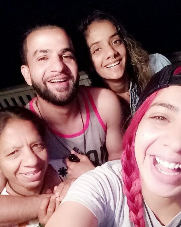 Jasmine Sandlas family