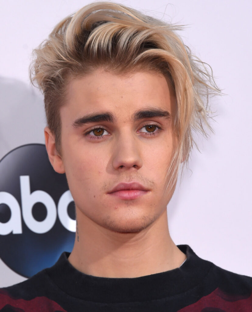 Justin Bieber looks